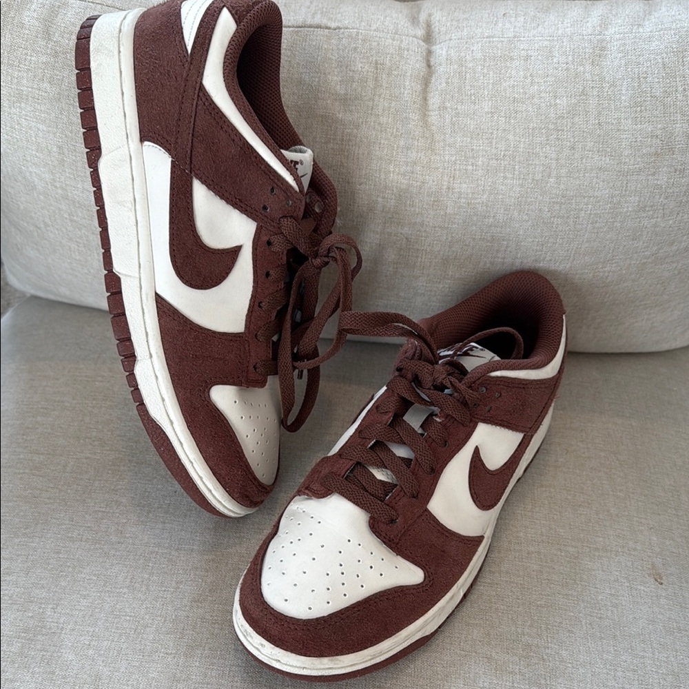 Nike Brown and White Dunks 7.5